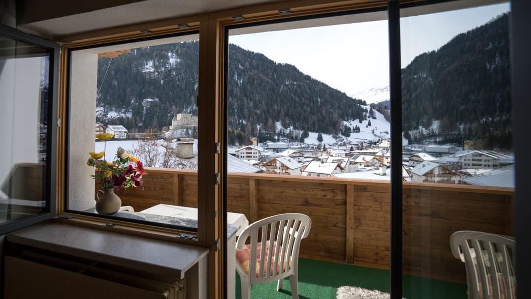 zimmer-2-ausblick-alt